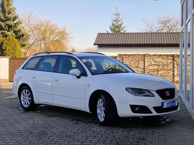 Seat Exeo 2,0 TDI Hezký stav - fotka 7 z 24