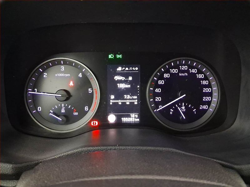 Hyundai Tucson (2019) 2.0 CRDi, 4X4, ČR,1.maj - fotka 11 z 20