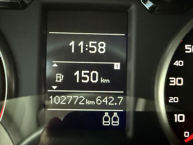 Audi A1 1,0   TFSI SPORTBACK ULTRA - fotka 16 z 22