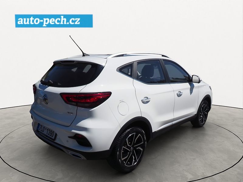 MG ZS (2023) 1.0T 82kW Elegance 1.Maj, Pano - fotka 4 z 37