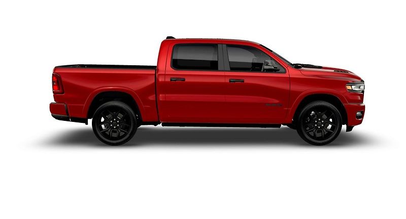 RAM 1500 (2025) 3.0 I6 426k LARAMIE PREMIUM NI - fotka 3 z 5