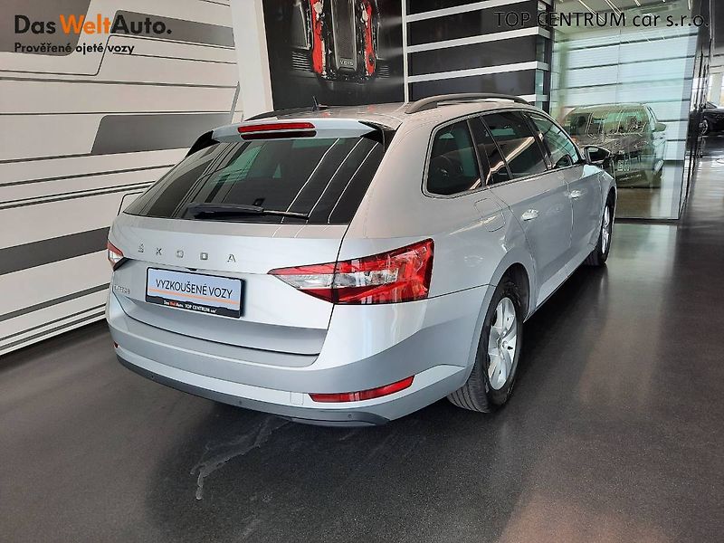 Škoda Superb (2022) Combi 2.0 TDI (110kW/150k) DSG - fotka 2 z 26