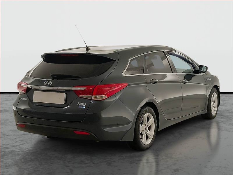 Hyundai i40 (2012) 1.7 CRDI, Tempomat - fotka 5 z 24