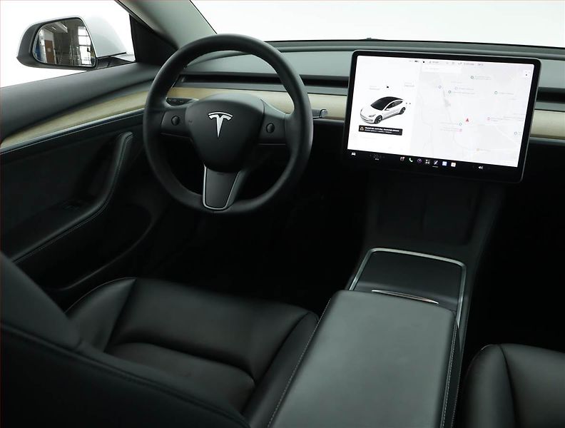 Tesla Model 3 (2021) Long Range 4WD 79kWh, SoH 91% - fotka 7 z 21