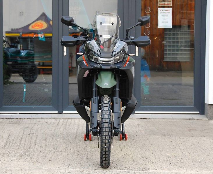 CFMOTO (2026) 1000MT-X Adventure - fotka 7 z 25