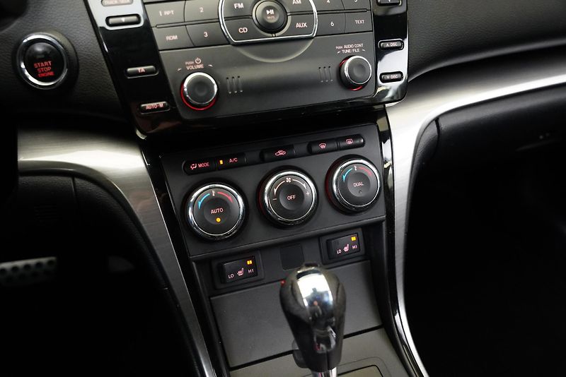 Mazda 6 - fotka 20 z 22