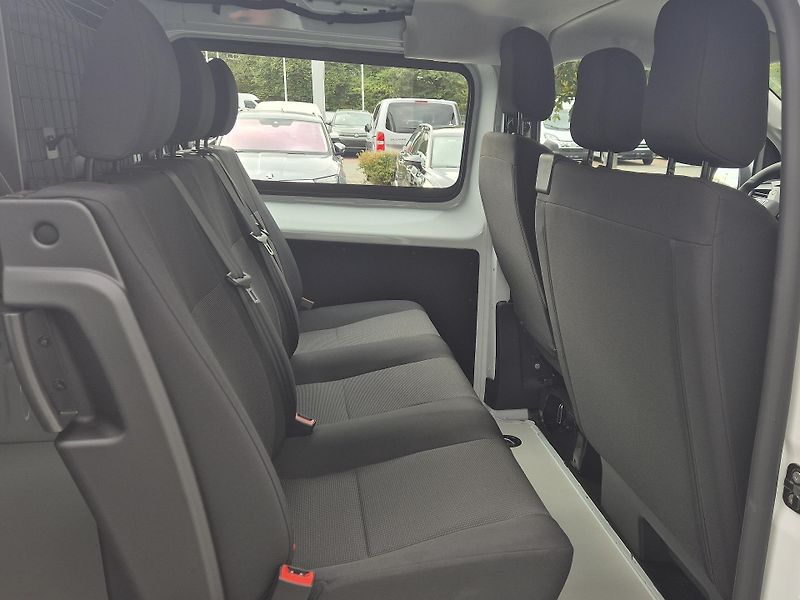 Fiat Scudo (2026) 2,2 MTJ 150k MT6 Polokombi Fle - fotka 11 z 11