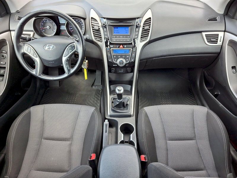 Hyundai i30 (2015) Kombi - fotka 5 z 31