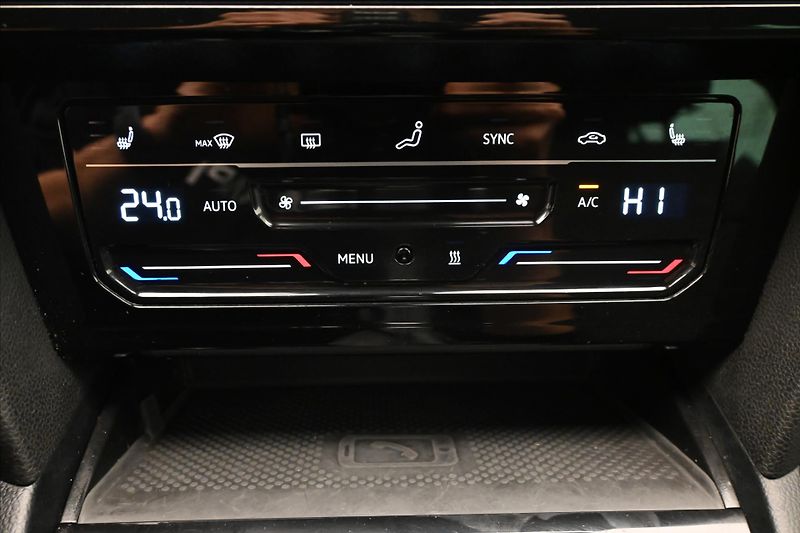 Volkswagen Passat 2,0 TDI 110 KW Business Záruka - fotka 21 z 31