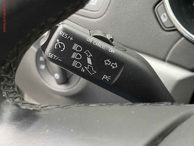 Škoda Yeti (2012) 1.2 TSi, Elegance, DSG, navi - fotka 13 z 20