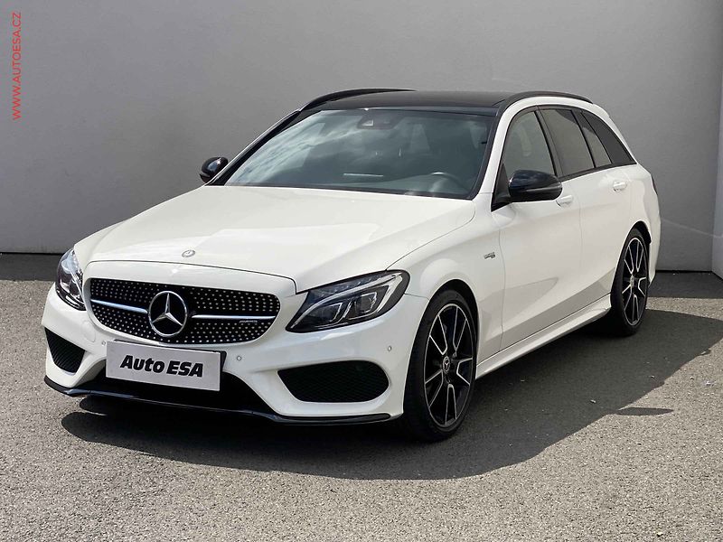 Mercedes-Benz Třídy C (2016) 3.0 Biturbo C43 AMG 4MATIC - fotka 3 z 21