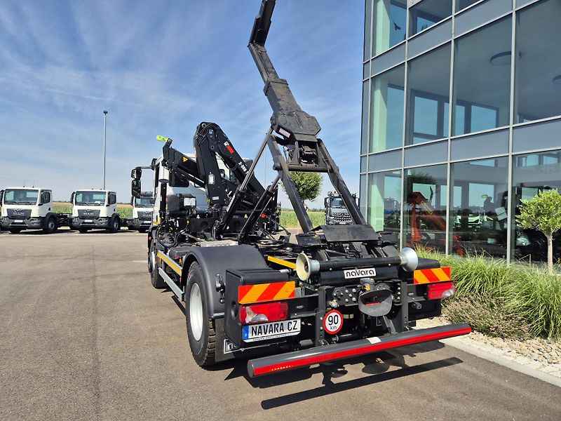 Iveco Eurocargo 180E28 HIAB 102 KONTEJNER  - fotka 3 z 23