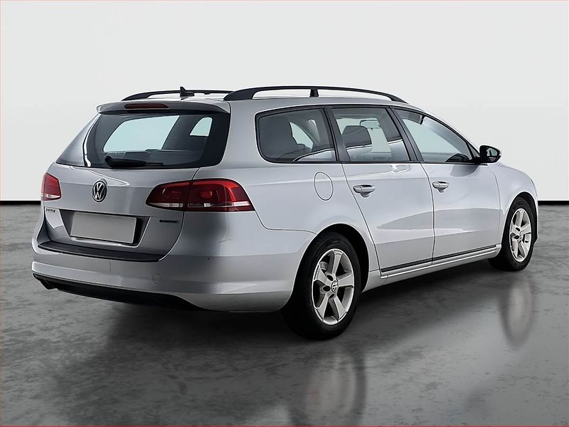 Volkswagen Passat (2015) 1.6 TDI, Tempomat - fotka 5 z 17