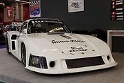 Porsche 935/78 Moby Dick při přehlídce Rétromobile 2011.