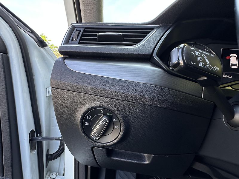 Škoda Superb (2016) 1.8TSI/132kW *STYLE* 1.Maj.  - fotka 9 z 38