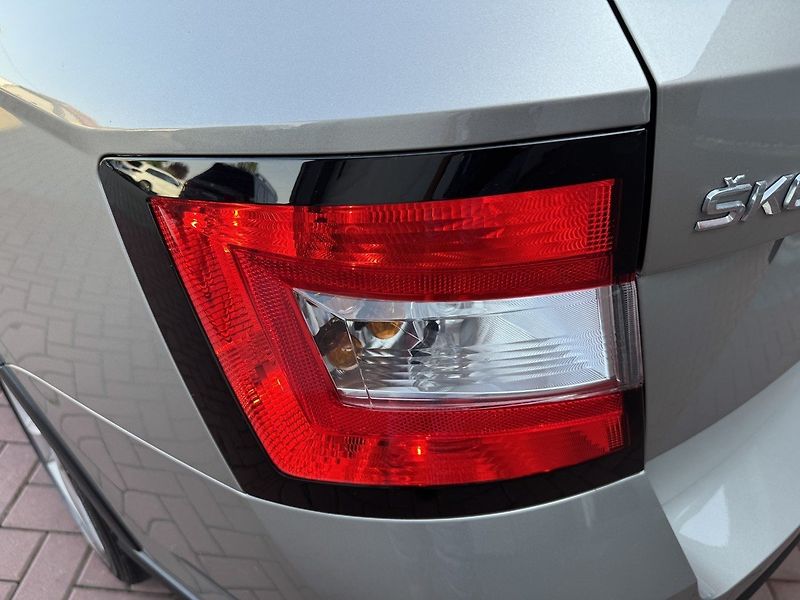 Škoda Fabia (2016) 1.2TSi Scout Digi Klima - fotka 38 z 44