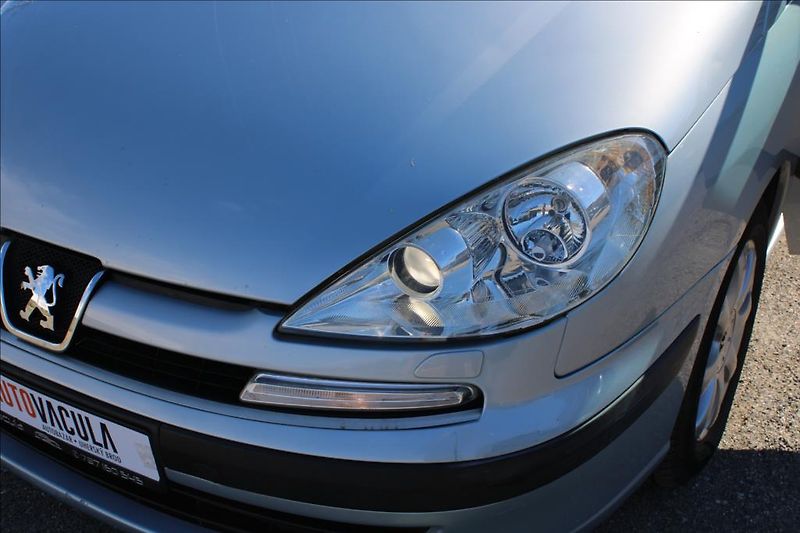 Peugeot 807 2,2 HDi  1.maj., ČR, TAŽNÉ - fotka 24 z 28