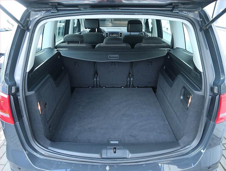 Volkswagen Sharan (2014) 2.0 TDI, Serv.kniha, Tempomat - fotka 13 z 15