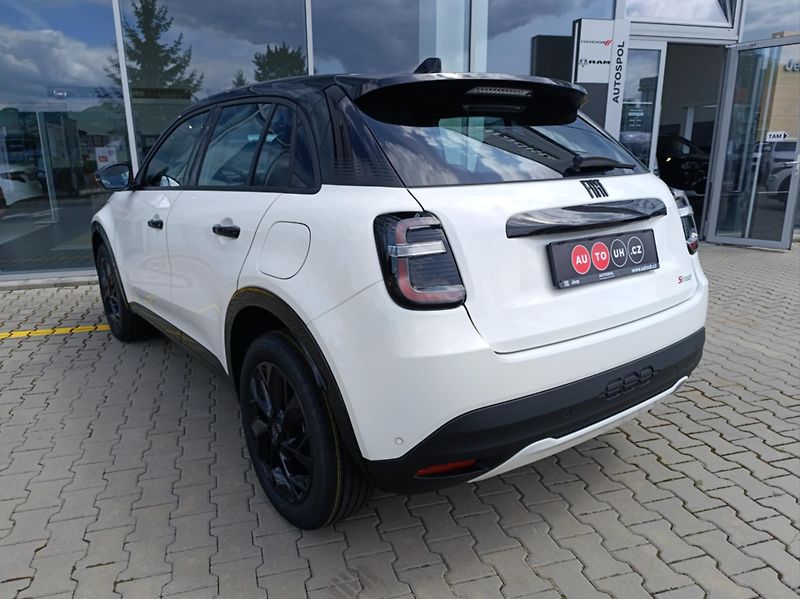 Fiat 600 (2026) 1,2 Turbo 100k STREET - fotka 4 z 14
