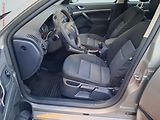 Škoda Octavia (2009) 1.9 TDi, ČR, Elegance, AC - náhled 9