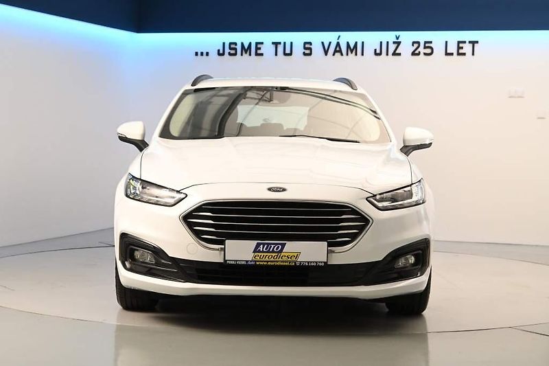 Ford Mondeo (2021) 2.0 LED Kamera ECOBLUE BUSINES - fotka 3 z 32