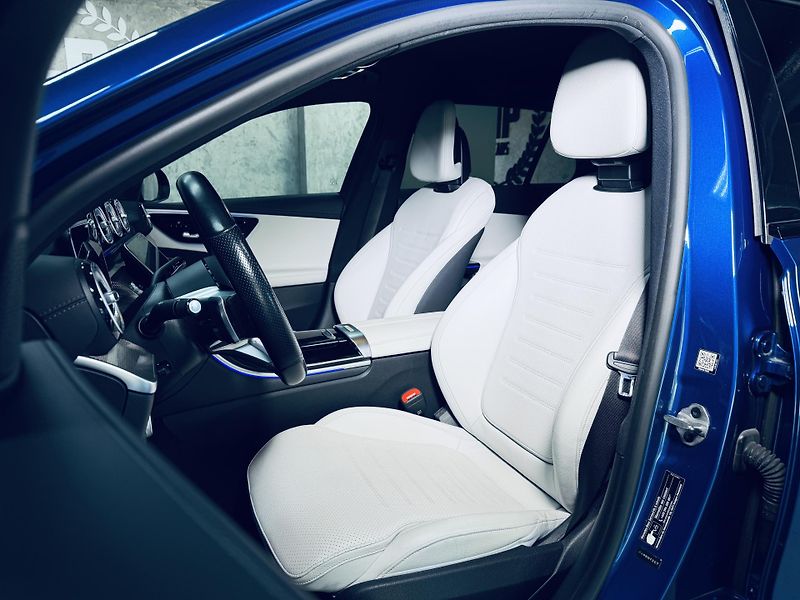 Mercedes-Benz Třídy C (2022) 200*AMG*ZÁRUKA*TAŽNÉ*NAPPA - fotka 19 z 42