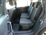 Volkswagen Touran 1,6 TDi DSG 7.míst,1maj.,závěs - náhled 20