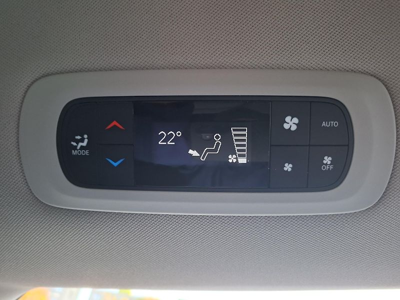 Chrysler Pacifica (2017) 3,6L V6 Touring L PLUS,DVD,And - fotka 21 z 35