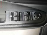 Ford C-MAX (2006) 1.6 TDCI, AC, temp. - náhled 18