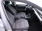 Volkswagen Passat 1,5 TSI DSG Business CZ DPH - náhled 10