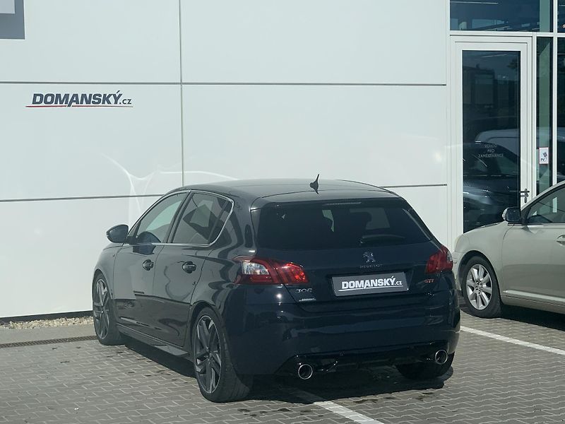 Peugeot 308 GTi 1.6 TURBO 270k - fotka 13 z 23