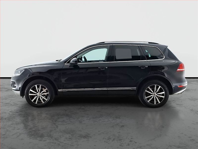 Volkswagen Touareg (2012) 3.0 TDI, 4X4, Automat - fotka 3 z 21