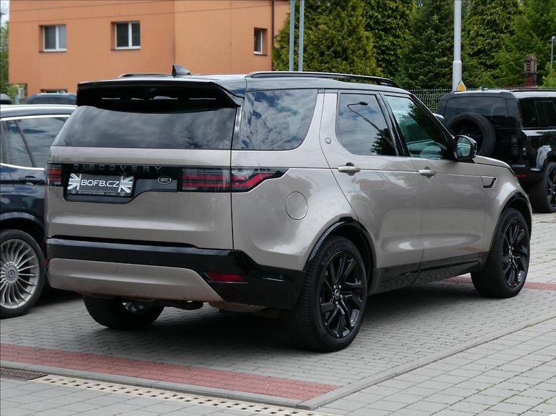 Land Rover Discovery 3,0 D250 R-Dynamic SE 1Maj DPH - fotka 7 z 51