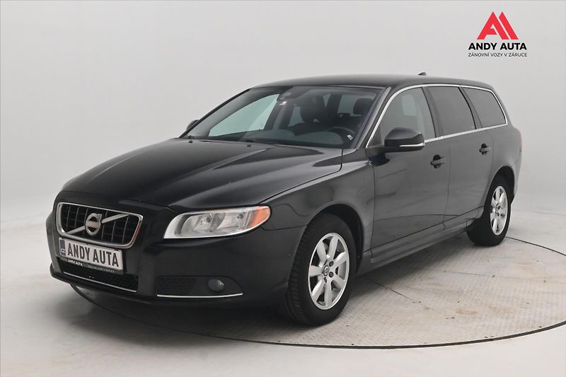 Volvo V70 2,0 120kW D4 Manuál Tažné - fotka 1 z 29