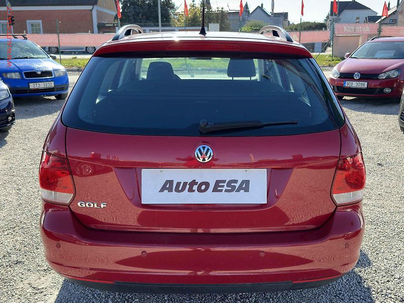 Volkswagen Golf (2009) 1.4i, 1.maj, AC - fotka 5 z 17