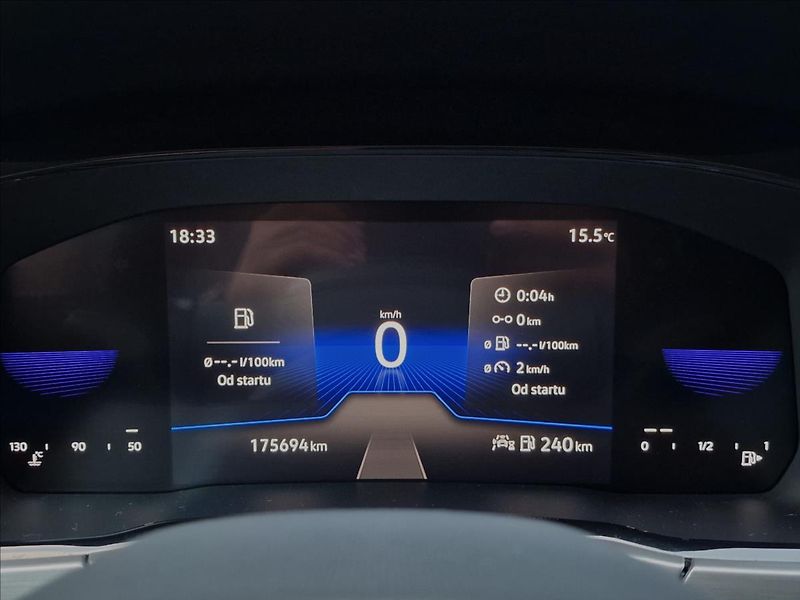 Volkswagen Touran 2.0 TDI Comfortline,ČR,1.Maj. - fotka 24 z 50
