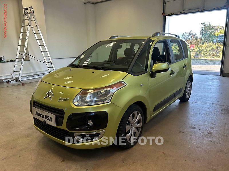 Citroën C3 Picasso (2010) 1.4i, 2.maj,ČR, servis.kniha - fotka 1 z 3