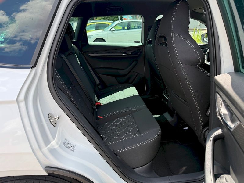 Škoda Karoq (2025) 1.5 TSI 110 kW DSG SportLine - fotka 27 z 28