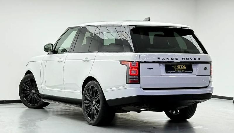 Land Rover Range Rover (2017) Luxusní terénní SUV - fotka 6 z 12