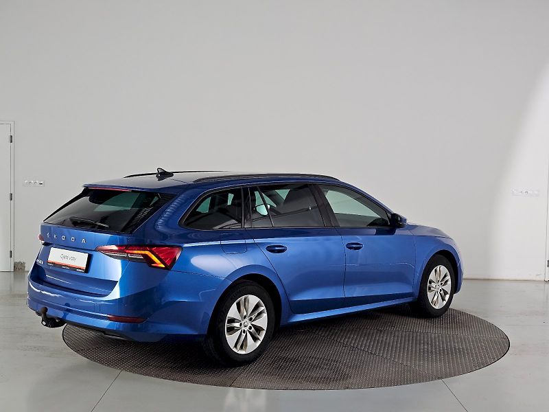 Škoda Octavia (2022) COMBI 1.5TSI 96kW DSG G-TEC AM - fotka 2 z 29
