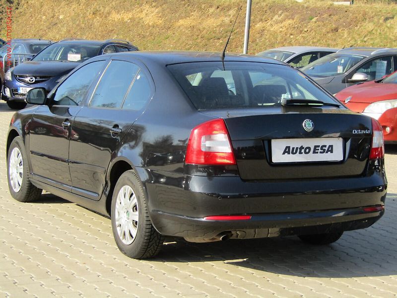 Škoda Octavia (2010) 1.2 TSi, autoAC - fotka 4 z 18