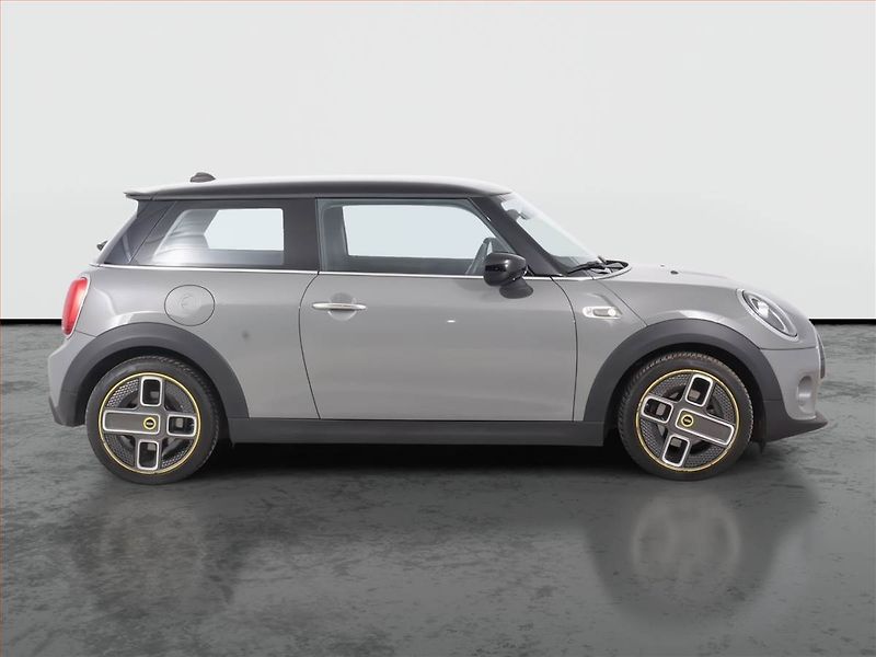 Mini Ostatní (2020) Cooper SE 32 kWh, SoH 95% - fotka 6 z 17