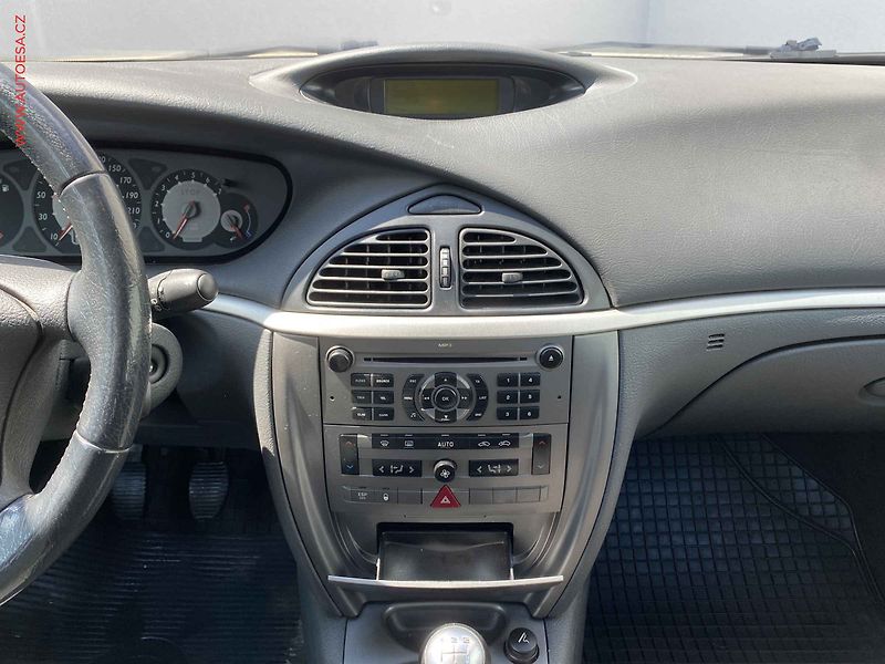 Citroën C5 (2007) 1.6 HDI, ČR, AC, TZ, temp. - fotka 12 z 14