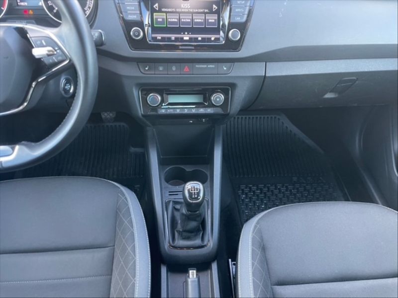 Škoda Fabia 1,0 TSI 70 Ambition - fotka 10 z 11