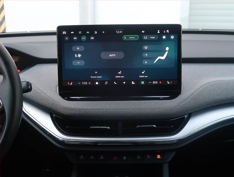 Škoda Enyaq (2025) 50 (52 kWh), SoH 100% - fotka 12 z 30