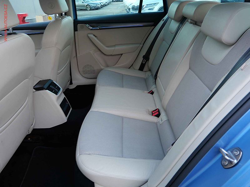 Škoda Octavia (2018) 2.0 TDi 4x4, Style, TZ, +ALU - fotka 10 z 32