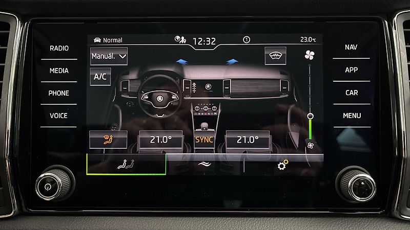 Škoda Kodiaq 2.0 TSI DSG 4x4 Style - fotka 27 z 30