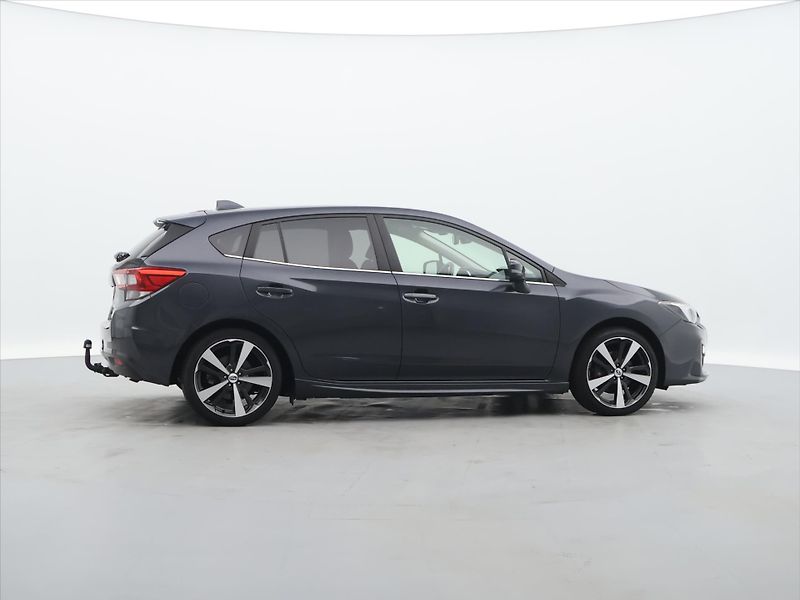 Subaru Impreza 1,6 i Aut. AWD Premium 1.Maj - fotka 8 z 33