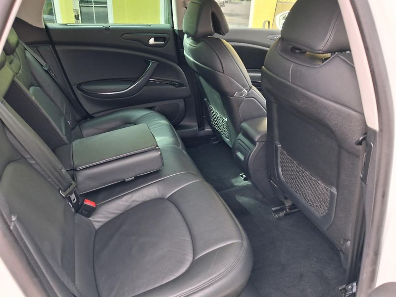 Citroën C5 (2016) 2,0HDi EXCLUSIVE TOP VÝBAVA ! - fotka 23 z 52