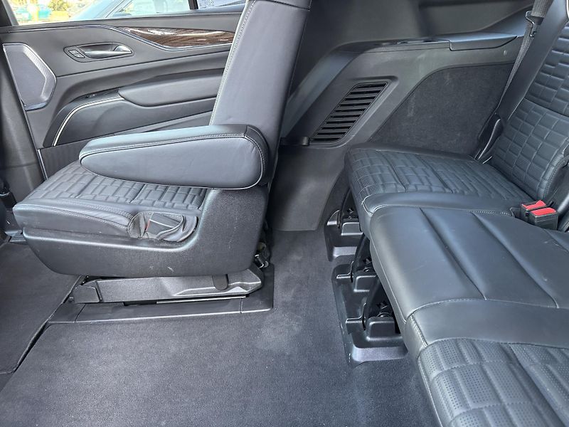 Cadillac Escalade 6,2 Sport Platinum MAX VÝBAVA! - fotka 15 z 51